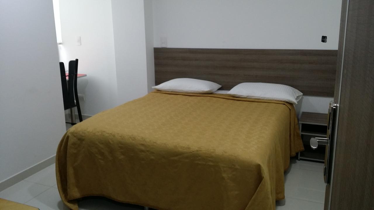 A Bogota On Holidays By Open - Hotel Cas-Embajada Americana ภายนอก รูปภาพ