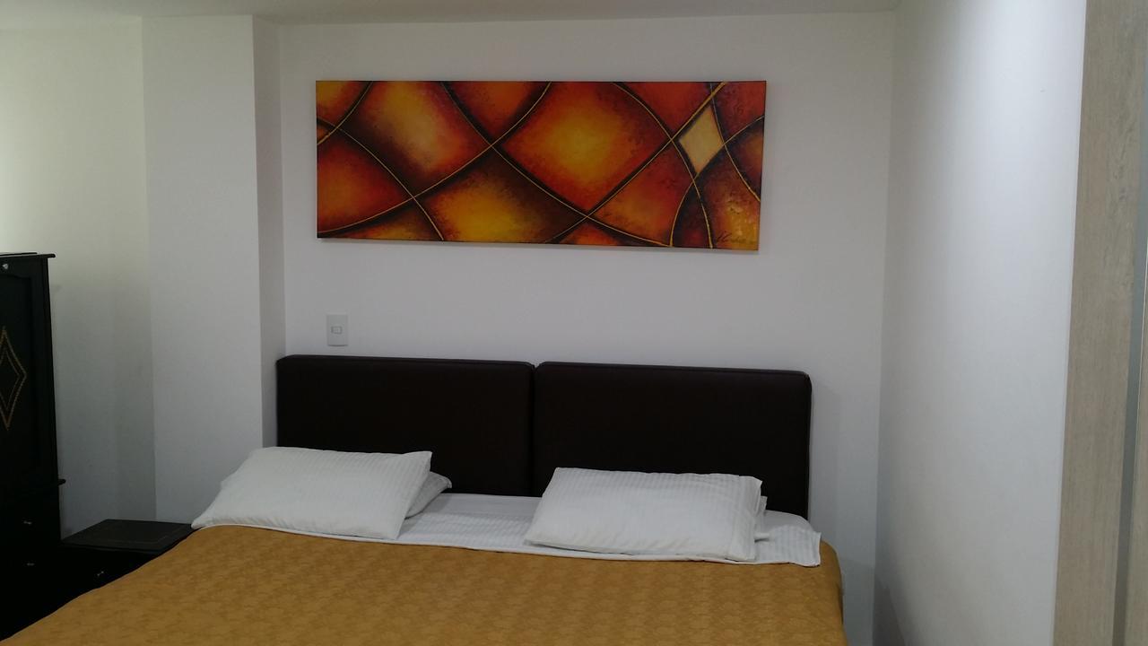 A Bogota On Holidays By Open - Hotel Cas-Embajada Americana ภายนอก รูปภาพ