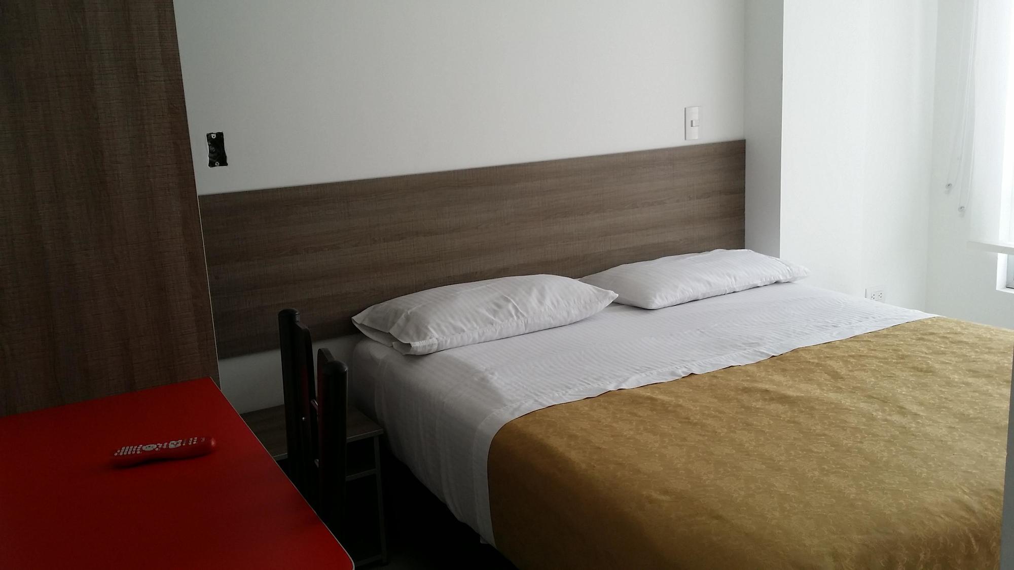 A Bogota On Holidays By Open - Hotel Cas-Embajada Americana ภายนอก รูปภาพ